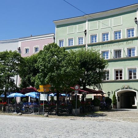 Bayerischer Hof Hotel Burghausen Exterior photo