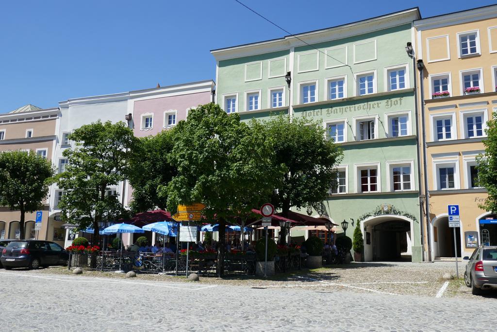 Bayerischer Hof Hotel Burghausen Exterior photo