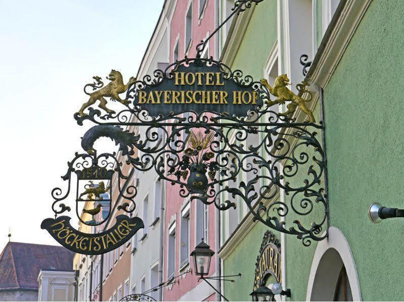 Bayerischer Hof Hotel Burghausen Exterior photo